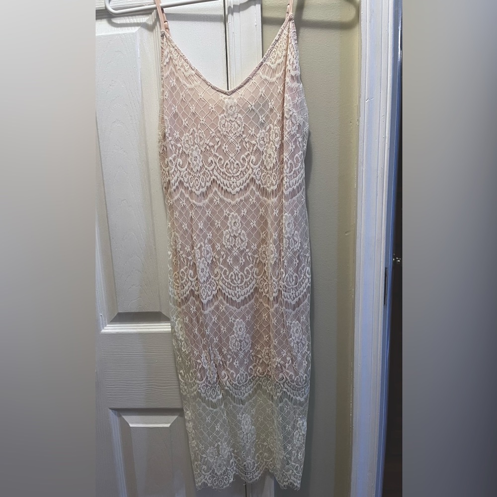 Forever 21 Lace Overlay Midi Dress in Blush and Ivory
